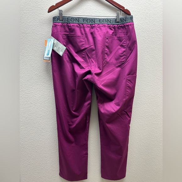 Women’s Eon Scrubs Bottoms - Picture 2 of 3